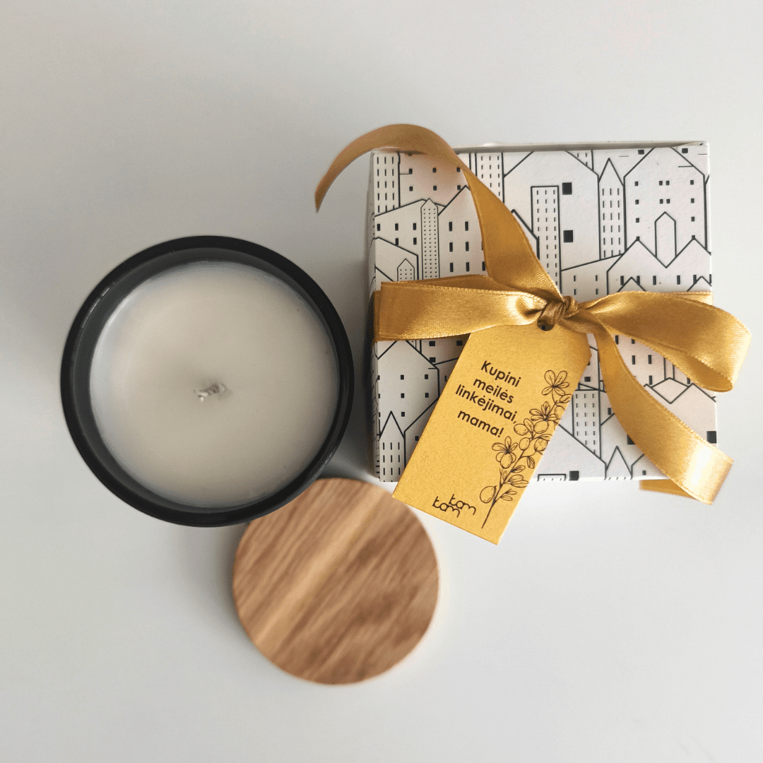 Sojų vaško žvakė "Kam 12 - Rožė ir OUD", 210 g